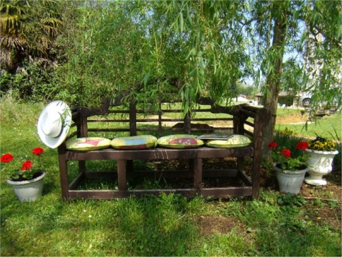 garden seat